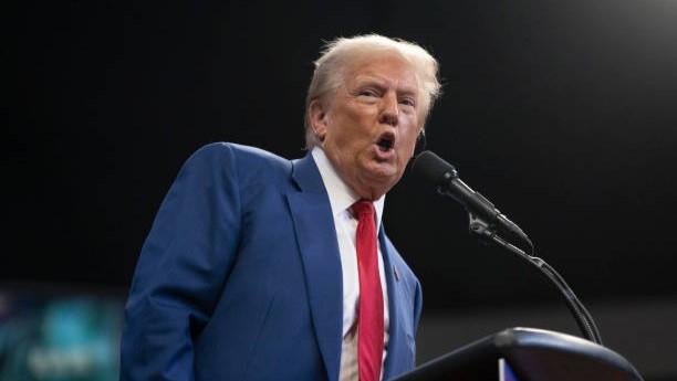 Trump: Assad Kabur, Rusia Tak Lagi Lindungi Suriah