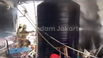 Ledakan di Gedung Bulungan Berasal dari Tabung Gas Spa