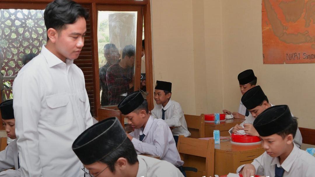 Wapres Gibran Kunjungi Muhammadiyah Boarding School Ki Bagus Hadikusumo