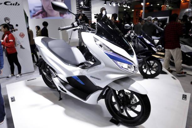 Honda NS150GX: Skutik Hybrid Elegan dan Off-Road dengan Fitur Canggih