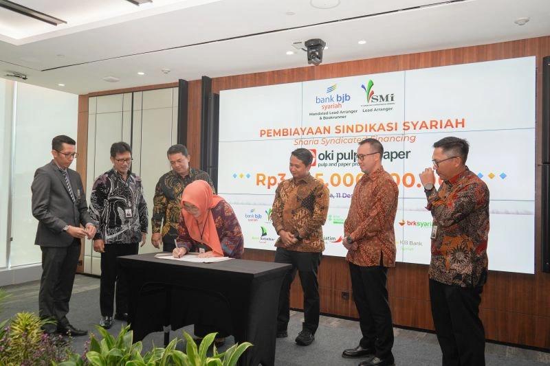 Grup Usaha Sinarmas Paper Raih Pembiayaan Rp3,24 Triliun dari Bank BJB Syariah