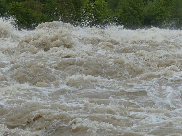 Banjir Rob Ketinggian Air 90 Cm Genang 6 RT di Jakut
