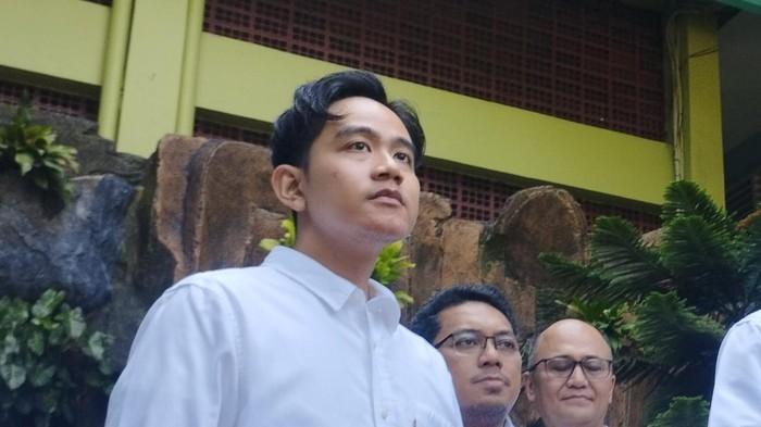 Gibran: Laporkan Jika Ada Kesulitan dalam Menjalankan Misa Natal