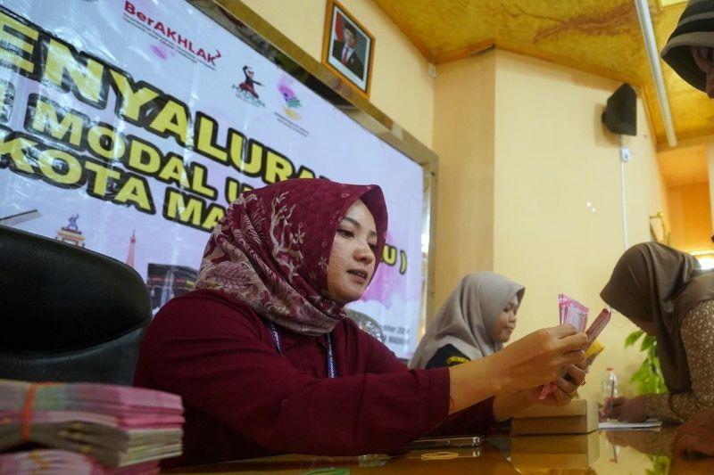 Demi Pulihkan Ekonomi, Dinsos Kota Madiun Salurkan Bantuan Modal untuk UMKM