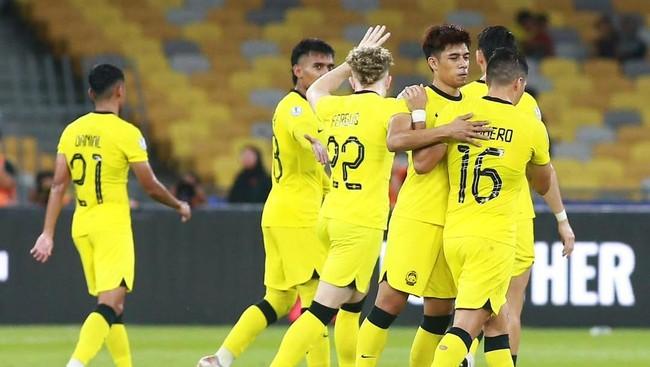 Malaysia dan Singapura Saling Sikut Berebut Tiket Semifinal Piala AFF 2024