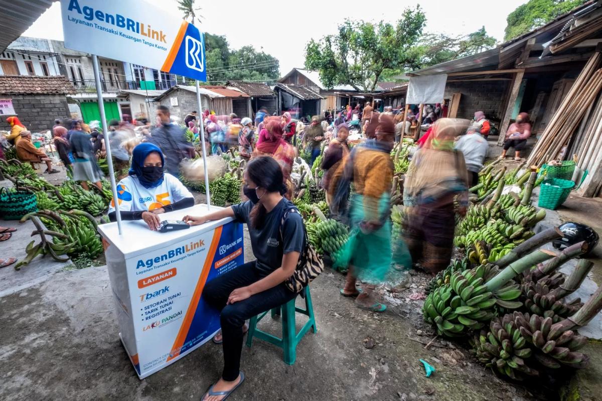 BRI Optimalkan Layanan Keuangan Lewat 1 Juta AgenBRILink saat Nataru