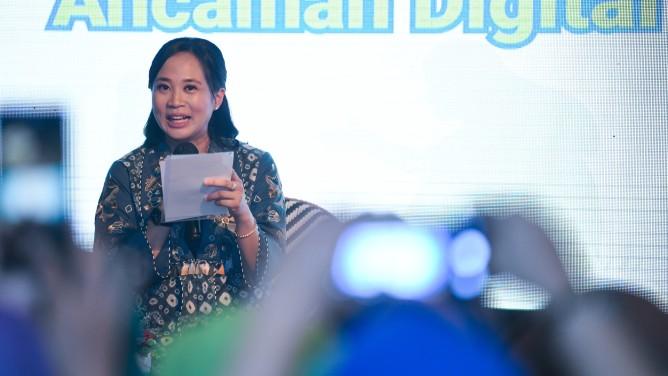 Lindungi Keluarga, Indri Angga Prabowo: Ibu Cerdas Digital Jadi Kunci