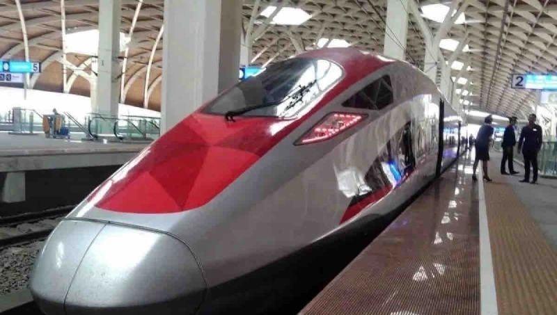 KCIC Diminta Segera Operasikan Stasiun Kereta Cepat Karawang