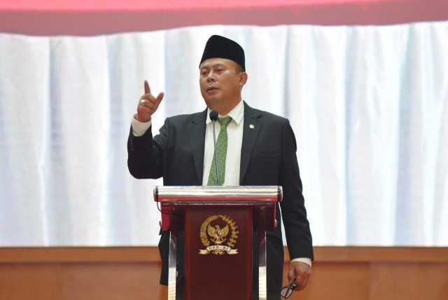 Pimpinan DPR: Pinjol Sudah Jadi Ancaman Sosial dan Nyawa!