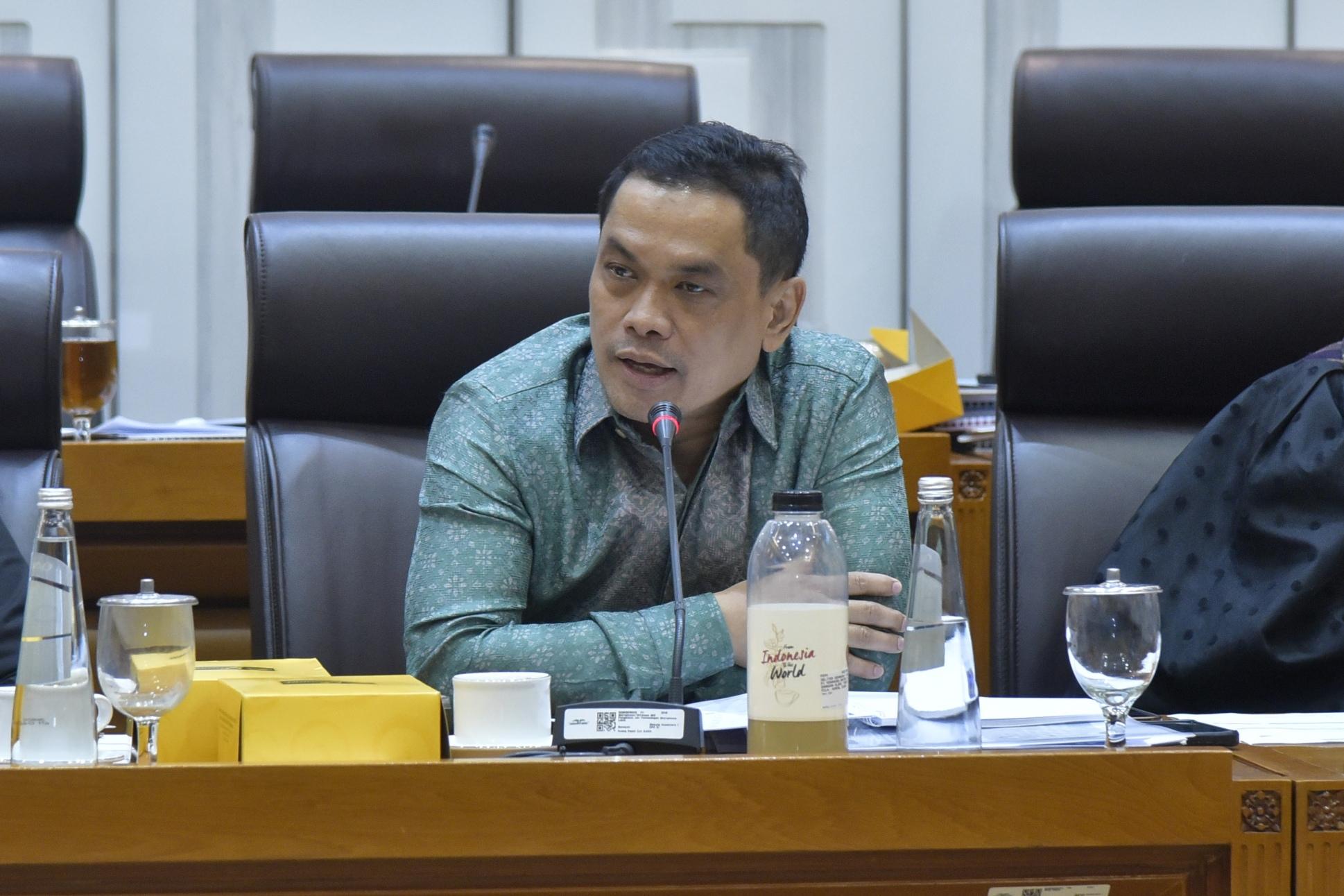 DPR Tekankan Pentingnya Stabilitas Ekonomi di Momen Libur Akhir Tahun