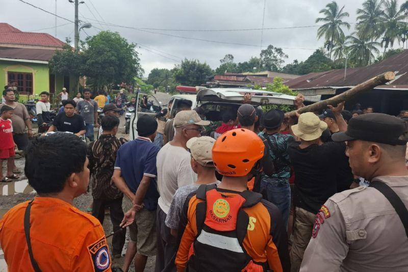 2 Korban Hanyut di Sungai Bah Sombu Berhasil Ditemukan Tim SAR