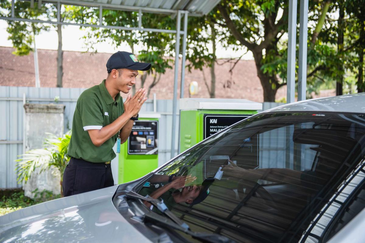 Resparking KAI Services Tingkatkan Berbagai Layanan Selama Libur Nataru 2024/2025