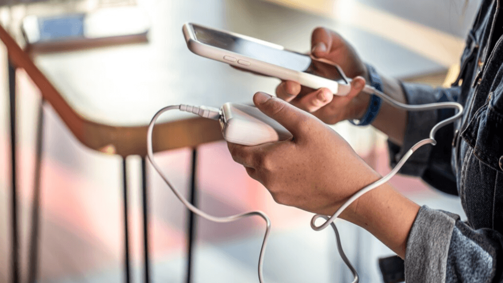 4 Risiko Gonta-Ganti Charger yang Wajib Diwaspadai Pengguna HP, Bisa Sebabkan Baterai 'Hamil'