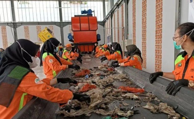 DLH DKI Jakarta Fokuskan Edukasi Pengurangan Sampah di Malam Tahun Baru