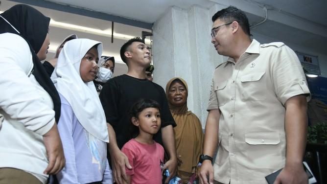 Wamen Angga Prabowo Apresiasi Kerja Petugas Komdigi dan KAI