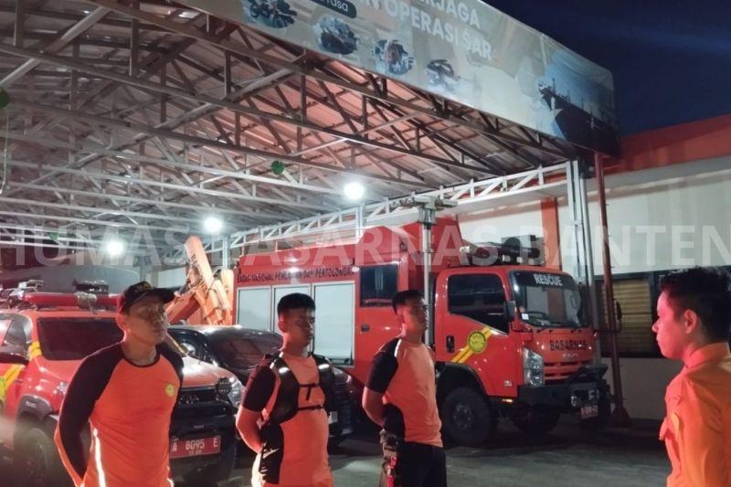 Tragedi di Pantai Wirton, Anyer: Upaya Penyelamatan Wisatawan yang Hilang