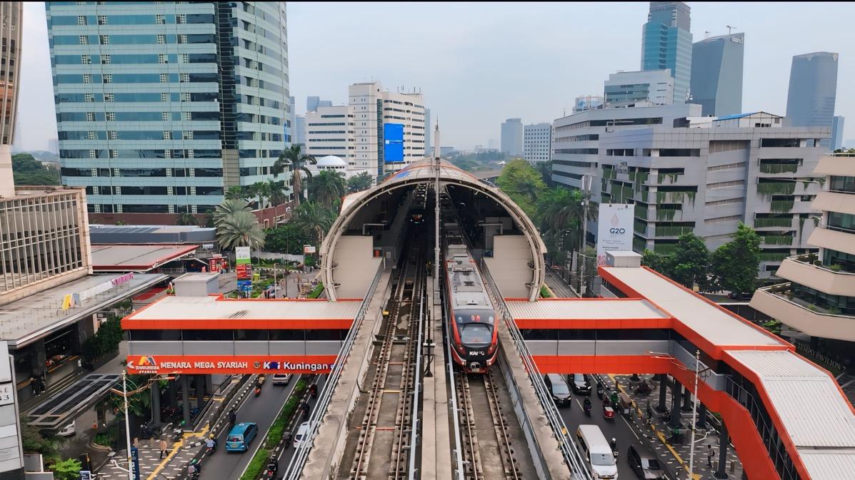 Integrasi Transportasi Dorong Pengguna LRT Jabodebek Naik 132 Persen di Momen Tahun Baru