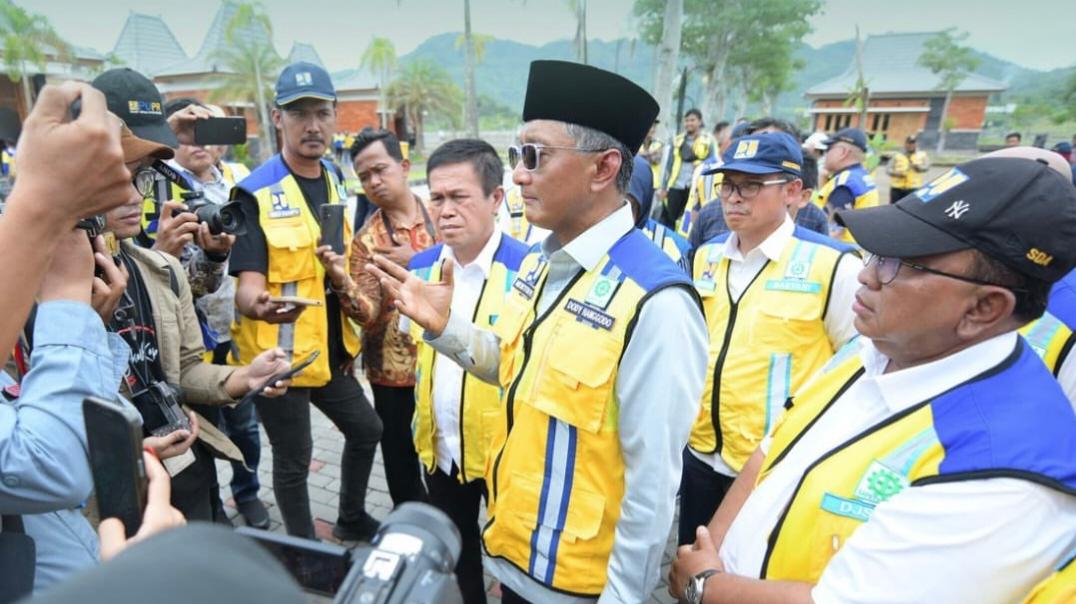 Menteri PU Optimalkan Irigasi Premium untuk Airi Sawah Petani Wonogiri