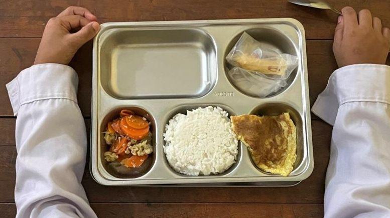 Ini Alasan Menu Makan Bergizi Gratis Perdana di Bogor Tak Ada Susu