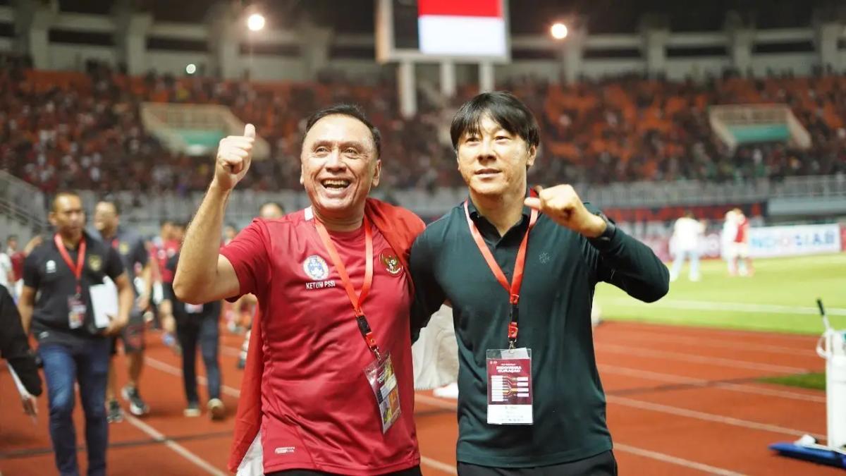 STY Dipecat PSSI, Apa Kata Iwan Bule?