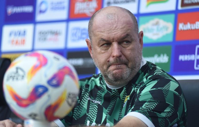 BRI Liga 1: Dijamu PSBS Biak, Persib Pincang karena Kehilangan Empat Pemain Pilar