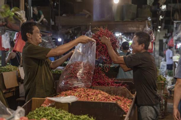 Harga Pangan Merosot, Pantau Angkanya di Sini!