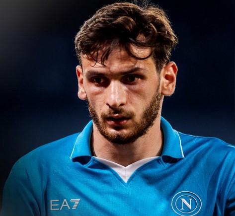 Sorry, Khvicha Kvaratskhelia tidak Masuk Bidikan Liverpool