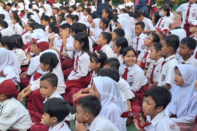 Sekolah Gratis di Jakarta Harus Berkualitas