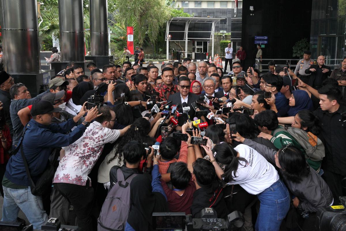 Potret KPK Periksa Kembali Hasto Kristiyanto soal Dugaan Suap PAW