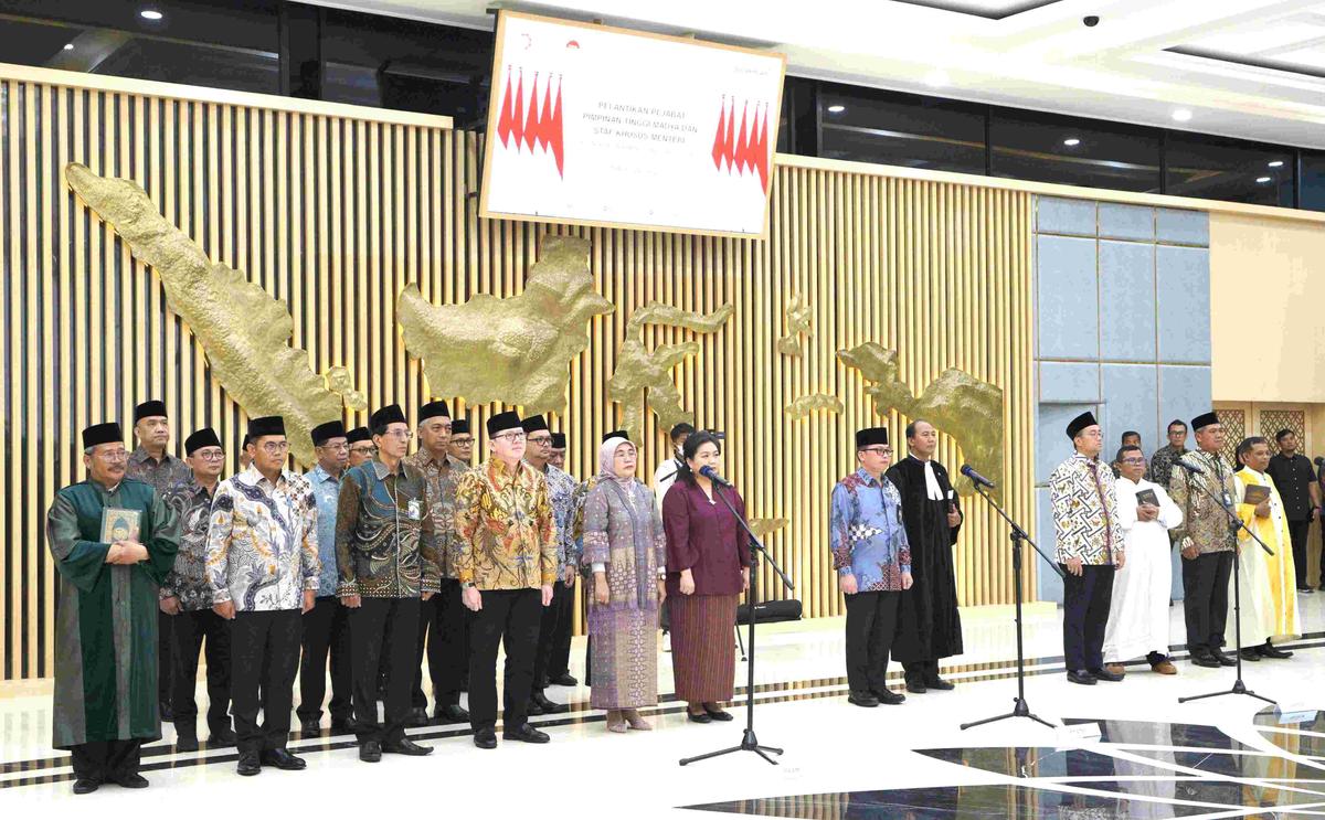 Menperin Lantik 13 Pejabat Eselon I dan 5 Staf Khusus, Optimis Industri Maju