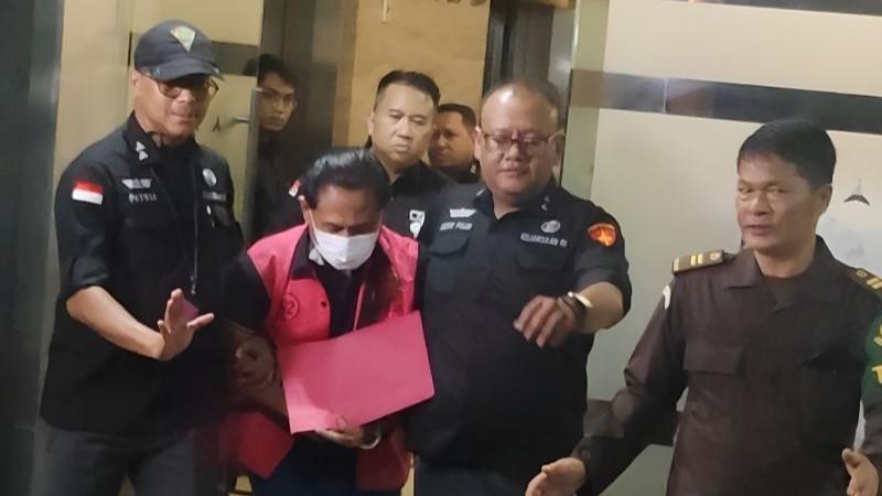 Uang Senilai Rp21 Miliar Disita dari Rumah Eks Ketua PN Surabaya