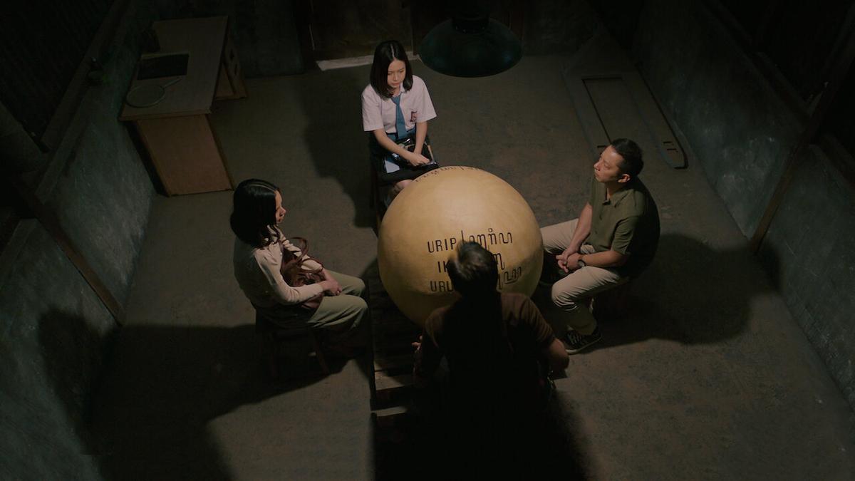 Nonton Film Kembang Api, Bukan di LK21, Rebahin, dan IDLIX