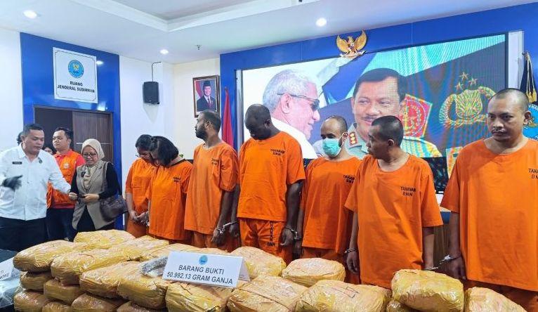 2 WN Thailand Selundupkan Sabu dalam Dubur-Kelamin di Bandara Soetta Ditangkap