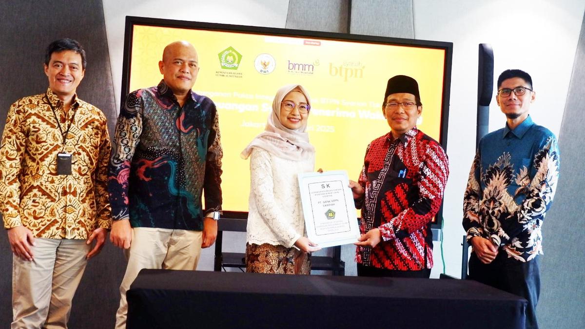 Kemenag Tetapkan BTPN Syariah Sebagai Lembaga Keuangan Penerima Wakaf Uang