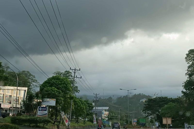 BMKG Imbau Warga Sulut Waspadai Potensi Bencana Hidrometeorologi