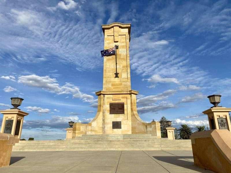 Fremantle War Memorial, Pusaka Bersejarah di Monument Hill Perth