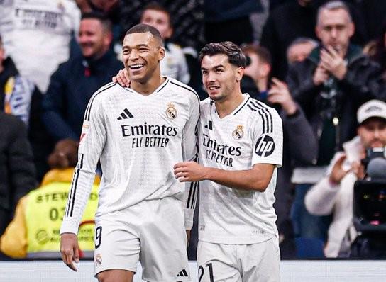 Jadwal Padat tidak Kuasa Jegal Real Madrid Puncaki Klasemen LaLiga