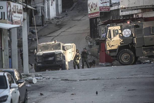 Ringkus 64 Warga Tepi Barat, Militer Israel Langgar Gencatan Senjata?