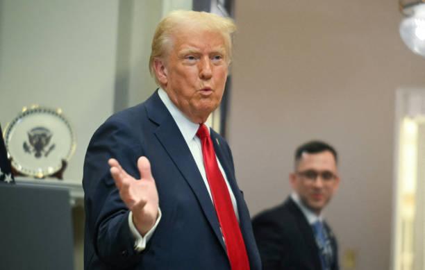 Trump Kritik Penanganan Konflik Timur Tengah oleh Biden
