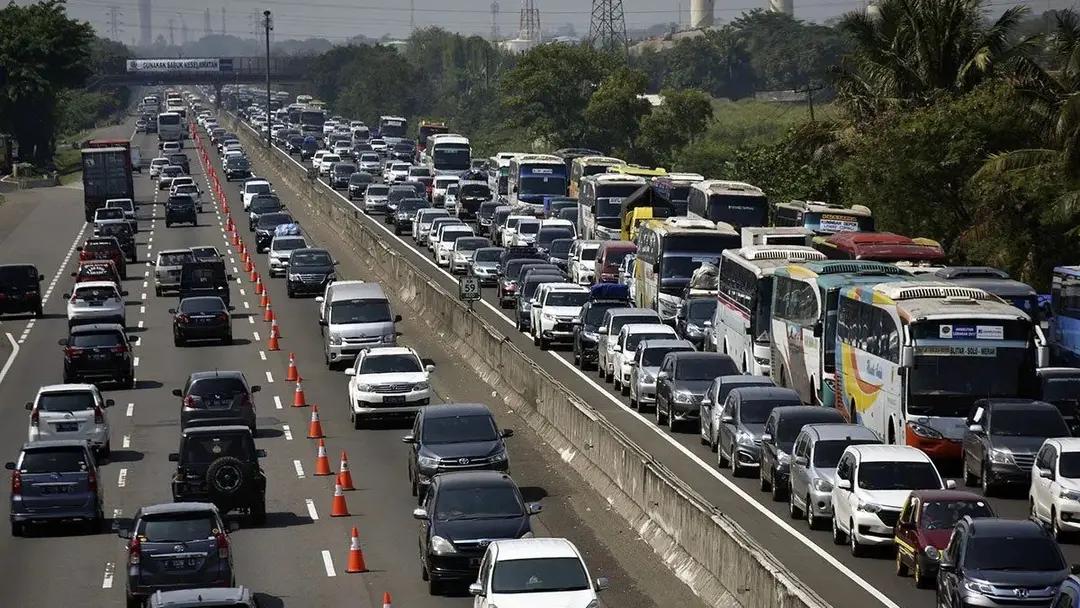 Skema Contra Flow-One Way di Tol saat Libur Panjang Isra Mikraj dan Imlek