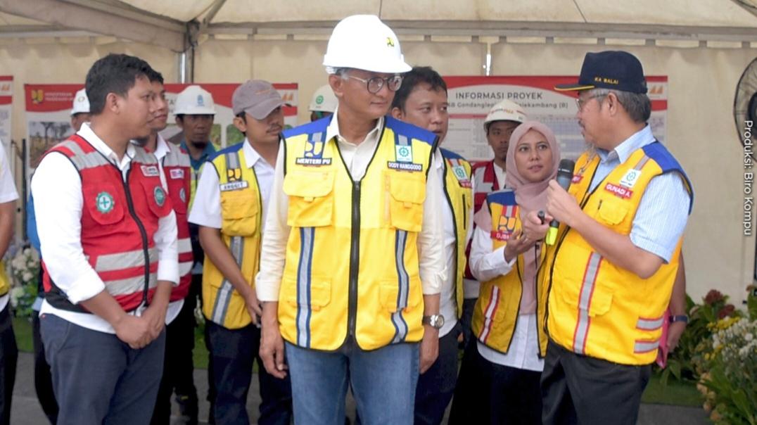 Menteri Dody Tinjau Progres Perbaikan Jalan Gondanglegi-Balekambang di Malang