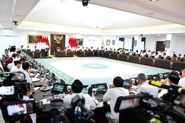 Kinerja 3 Bulan Kabinet Merah Putih, Menteri Dody Hadiri Sidang Kabinet Paripurna