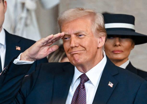 Trump Wacanakan Setop Bantuan, Negara Bagian Mesti Mandiri Atasi Krisis
