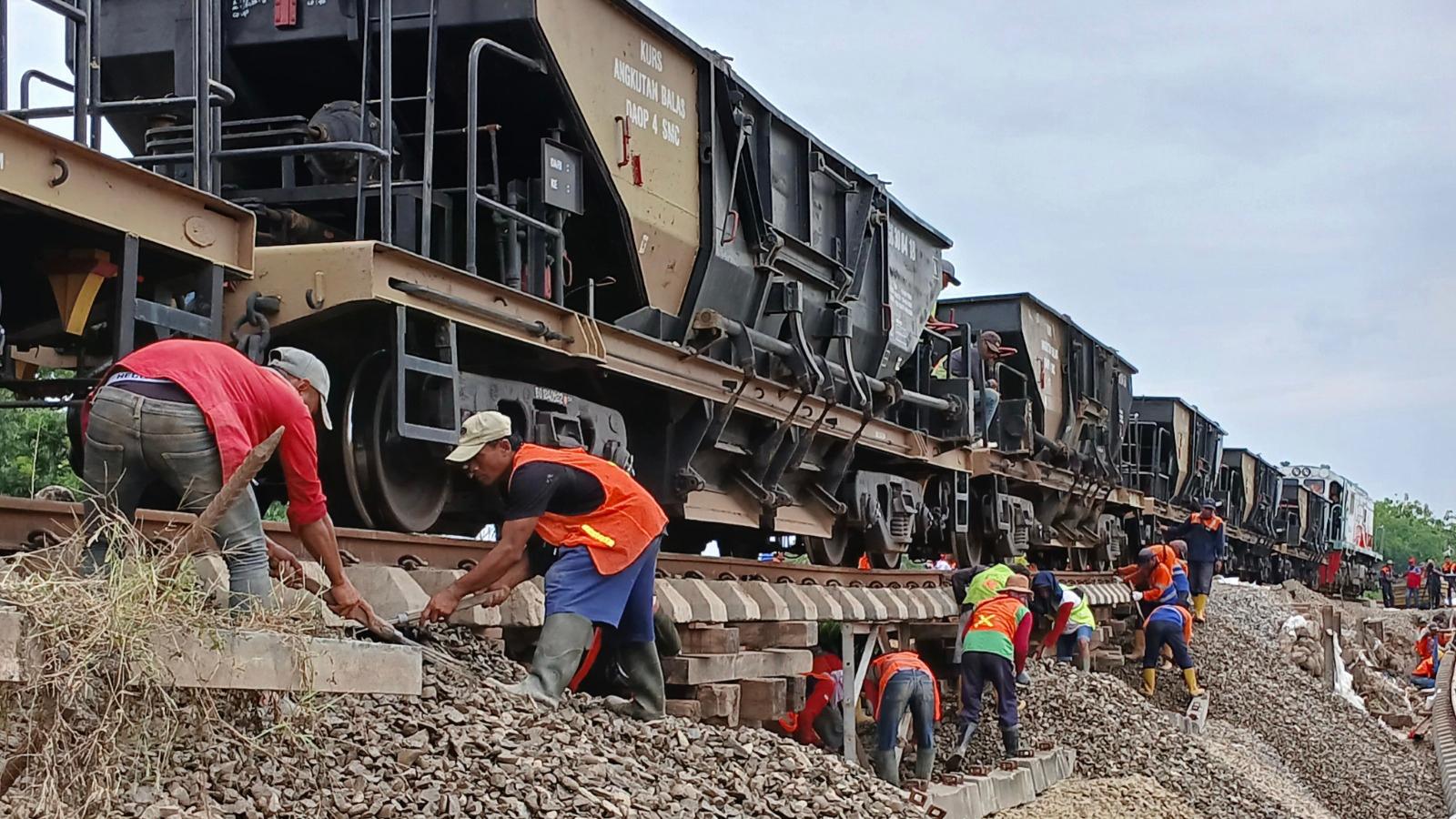 Jalur Rel di Petak Lintas Stasiun Gubug-Stasiun Karangjati Sudah Bisa Dilalui