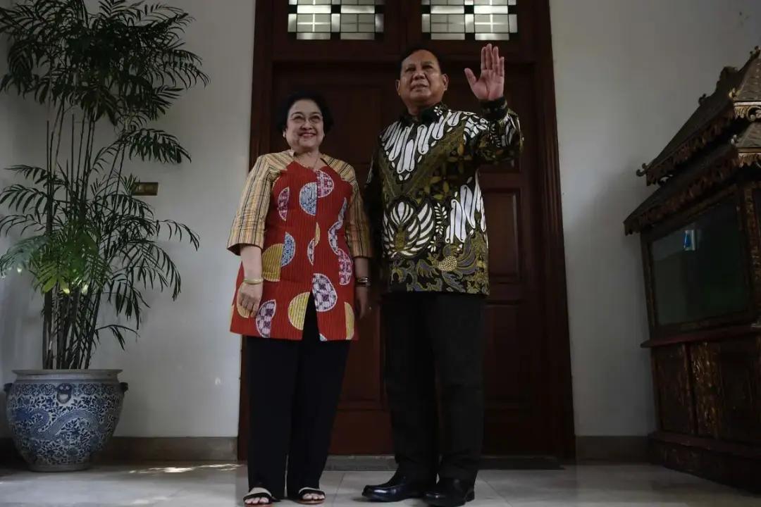 PDIP: Hadiah Anggrek Prabowo untuk Megawati Tanda Persahabatan Sejati