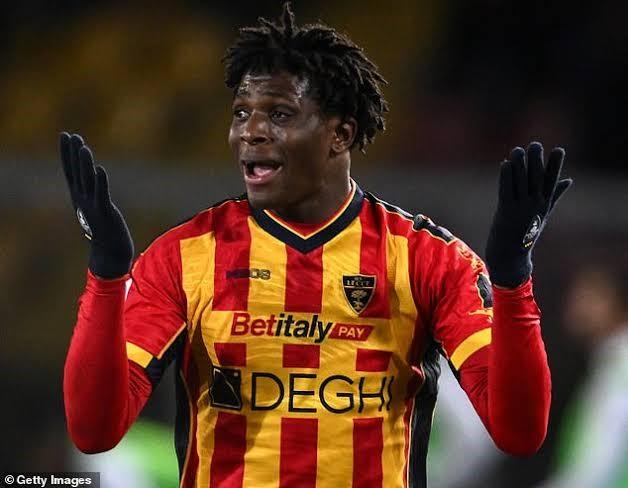 Butuh Bek Sayap Kiri, Setan Merah Pilih Patrick Dorgu dari Lecce
