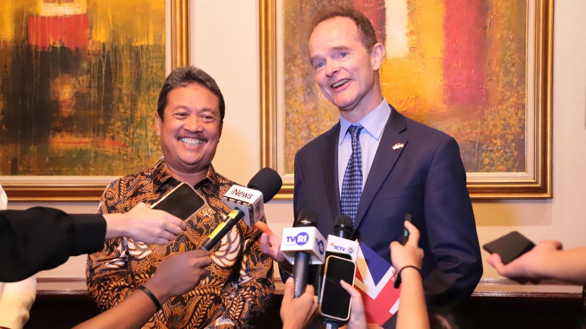 Indonesia - Inggris Kolaborasi Kelola Kawasan Konservasi Laut Tekan Laju Perubahan Iklim