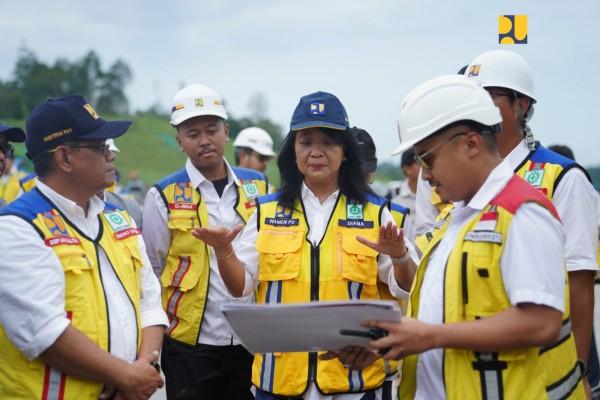 Wamen PU Tekankan Pentingnya Keselamatan Pengendara di Jalan Tol