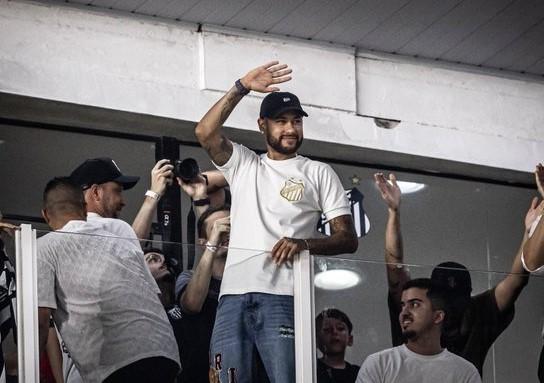 Sambut Neymar, Negara Bagian Santos Menunggumu dengan Tangan Terbuka