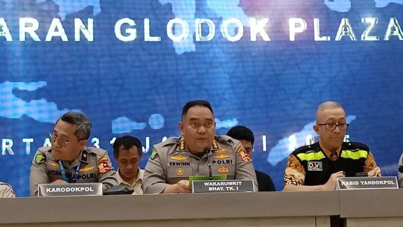 RS Polri Kembali Identifikasi 3 Jenazah Kebakaran Glodok Plaza